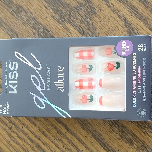 Lot of 5 Nail Kits - Picture 3 of 6